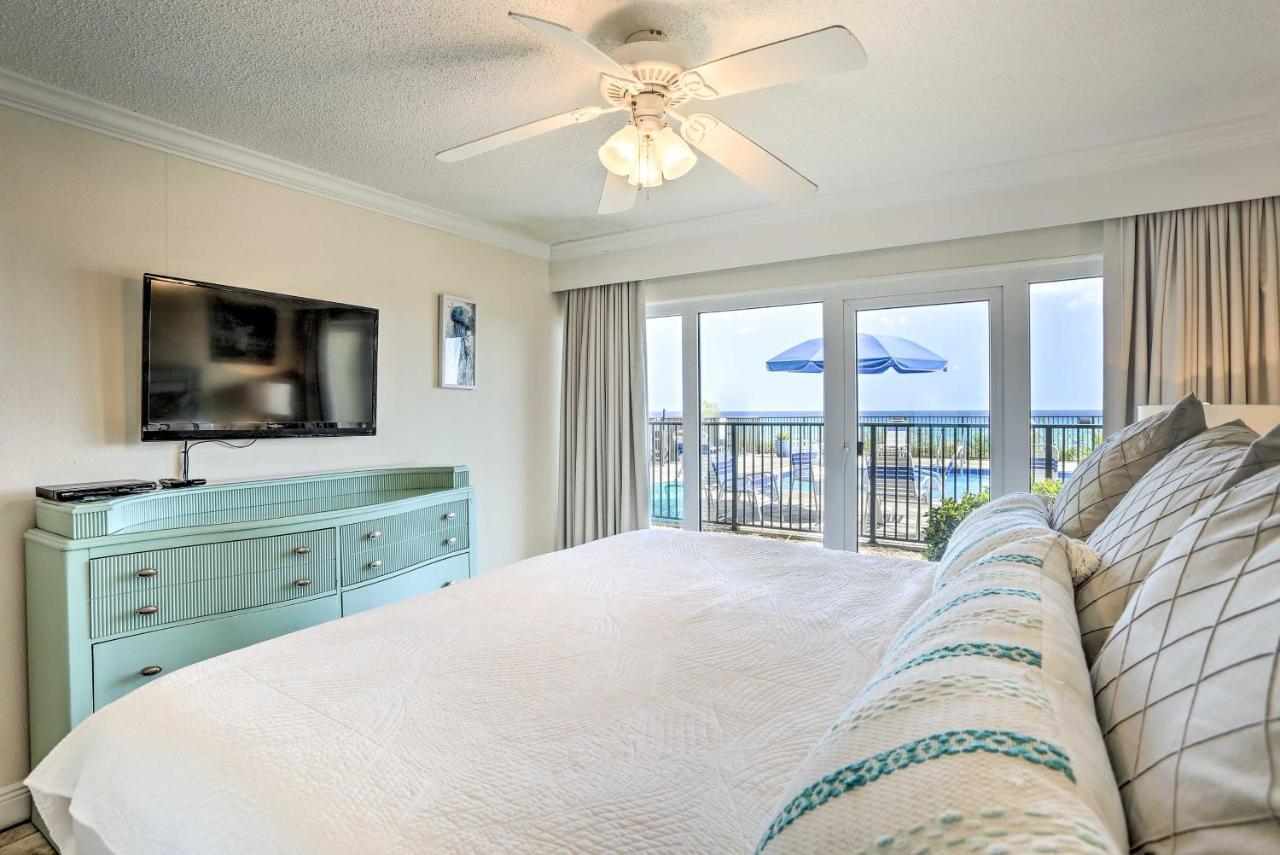 Miramar Beach Retreat - Beachfront And Poolside Destin Bagian luar foto