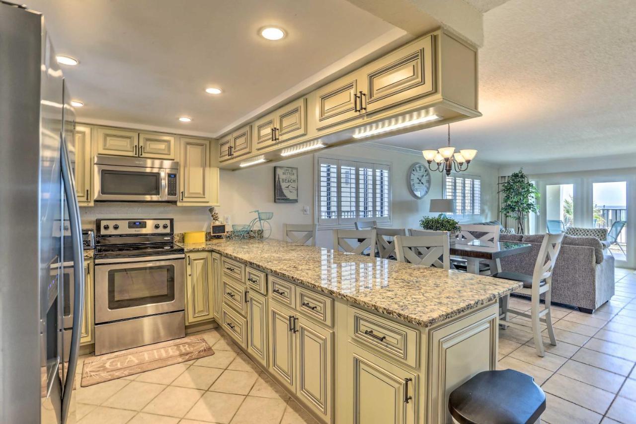 Miramar Beach Retreat - Beachfront And Poolside Destin Bagian luar foto